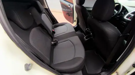 PEUGEOT 207 Sedan 1.4 4P PASSION XR FLEX, Foto 14