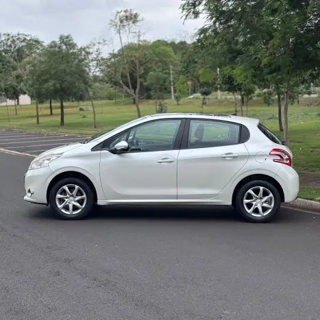 PEUGEOT 208 1.5 4P FLEX ALLURE, Foto 5