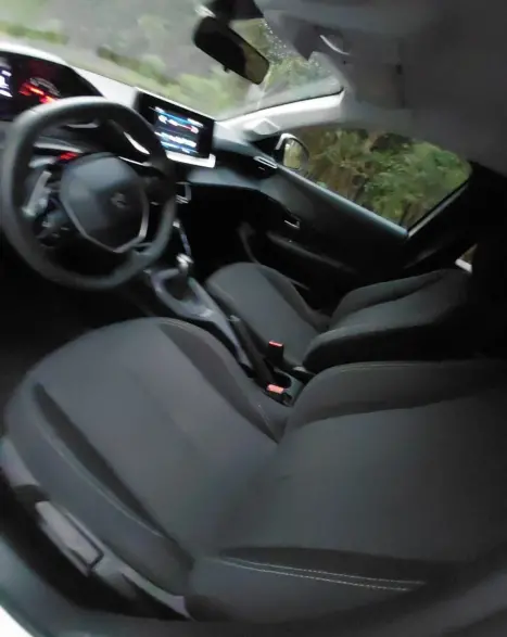 PEUGEOT 208 1.6 16V 4P FLEX ACTIVE AUTOM�TICO, Foto 10