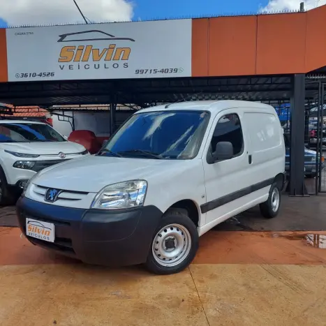 PEUGEOT Partner 1.6 16V 3P FLEX, Foto 2