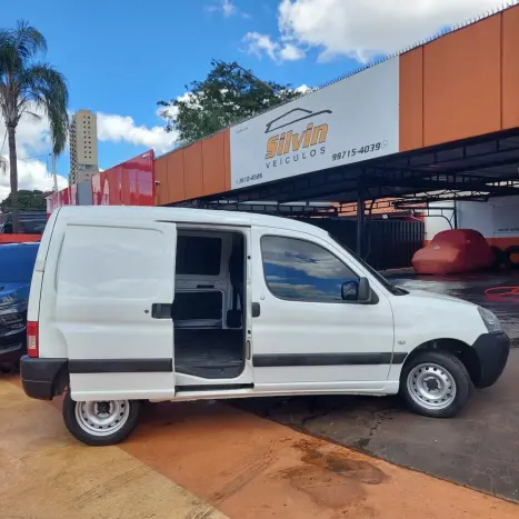 PEUGEOT Partner 1.6 16V 3P FLEX, Foto 5