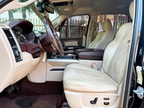 RAM 2500 6.7 I6 24V SLT CABINE DUPLA TURBO DIESEL LARAMIE 4X4 AUTOMTICO, Foto 4