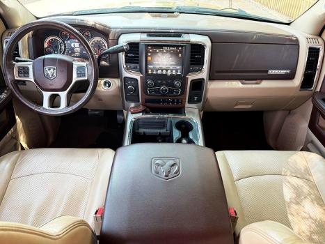 RAM 2500 6.7 I6 24V SLT CABINE DUPLA TURBO DIESEL LARAMIE 4X4 AUTOMTICO, Foto 5
