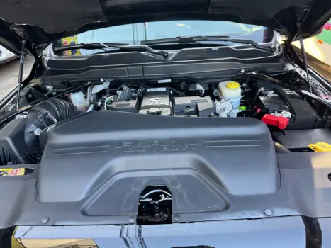 RAM 2500 6.7 I6 24V SLT CABINE DUPLA TURBO DIESEL NIGHT EDITION 4X4 AUTOM�TICO, Foto 12