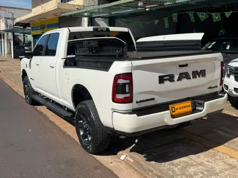 RAM 2500 6.7 I6 24V SLT CABINE DUPLA TURBO DIESEL NIGHT EDITION 4X4 AUTOM�TICO, Foto 4
