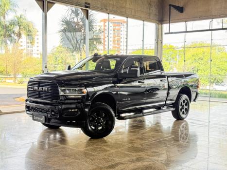 RAM 3500 6.7 I6 LIMITED LARAMIE CABINE DUPLA TURBO DIESEL AUTOM�TICO, Foto 4