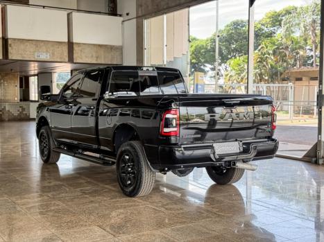 RAM 3500 6.7 I6 LIMITED LARAMIE CABINE DUPLA TURBO DIESEL AUTOM�TICO, Foto 5
