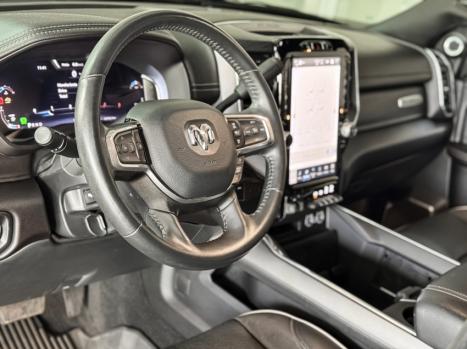 RAM 3500 6.7 I6 LIMITED LARAMIE CABINE DUPLA TURBO DIESEL AUTOM�TICO, Foto 13