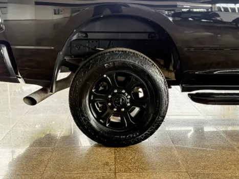 RAM 3500 6.7 I6 LIMITED LARAMIE CABINE DUPLA TURBO DIESEL AUTOM�TICO, Foto 19
