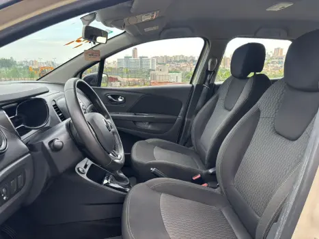 RENAULT Captur 1.6 16V 4P FLEX SCE LIFE X-TRONIC CVT, Foto 8