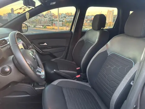 RENAULT Duster 1.6 16V 4P FLEX SCE INTENSE X-TRONIC AUTOMTICO, Foto 8