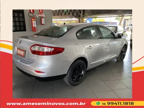 RENAULT Fluence 2.0 16V 4P FLEX DYNAMIQUE AUTOM�TICO, Foto 4
