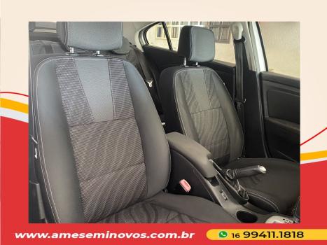 RENAULT Fluence 2.0 16V 4P FLEX DYNAMIQUE AUTOM�TICO, Foto 8