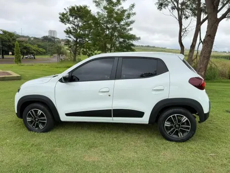 RENAULT Kwid 1.0 12V 4P SCE FLEX INTENSE, Foto 2