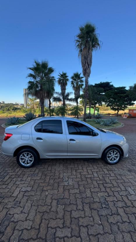 RENAULT Logan 1.0 16V 4P FLEX AUTHENTIQUE, Foto 12