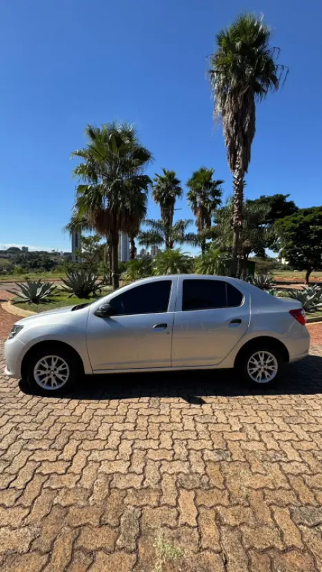 RENAULT Logan 1.0 16V 4P FLEX AUTHENTIQUE, Foto 7