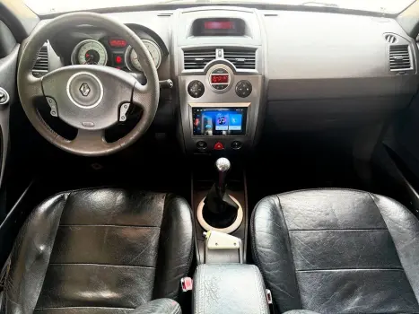 RENAULT Megane Grand Tour 1.6 16V 4P FLEX DYNAMIQUE, Foto 5