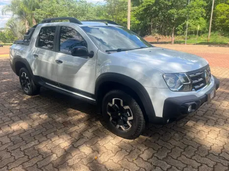 RENAULT Oroch 1.3 16V 4P OUTSIDER TURBO TCe AUTOMTICO CVT, Foto 2