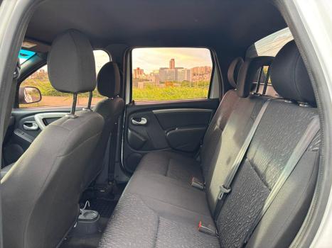 RENAULT Oroch 1.6 16V 4P FLEX EXPRESSION, Foto 8