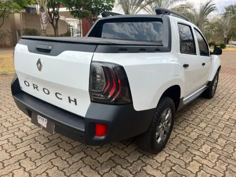 RENAULT Oroch 1.6 16V 4P FLEX INTENSE, Foto 6