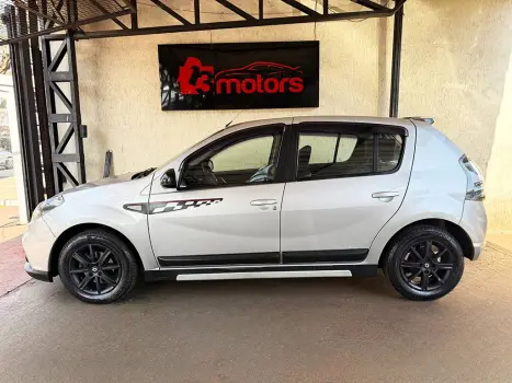 RENAULT Sandero 1.6 4P FLEX GT LINE LIMITED, Foto 9