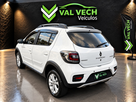 RENAULT Sandero 1.6 16V 4P FLEX SCE STEPWAY DINAMIQUE, Foto 12
