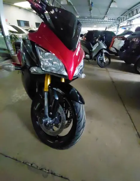 SUZUKI GSX-S 1000 F, Foto 6