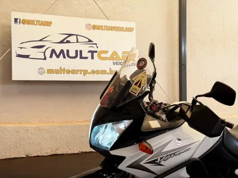 SUZUKI V-Strom DL 650 , Foto 3