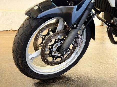 SUZUKI V-Strom DL 650 , Foto 9
