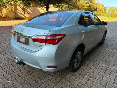 TOYOTA Corolla 2.0 16V 4P FLEX XEI DIRECT SHIFT AUTOM�TICO CVT, Foto 8