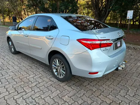 TOYOTA Corolla 2.0 16V 4P FLEX XEI DIRECT SHIFT AUTOM�TICO CVT, Foto 9