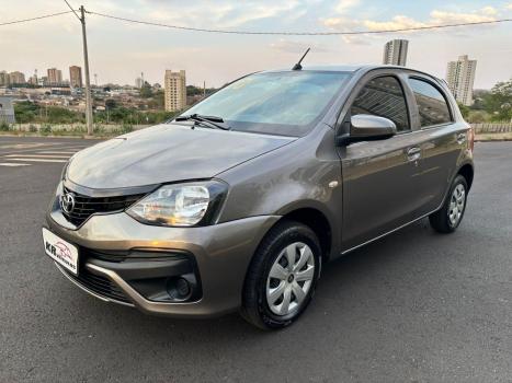 TOYOTA Etios Hatch 1.3 16V 4P FLEX, Foto 1