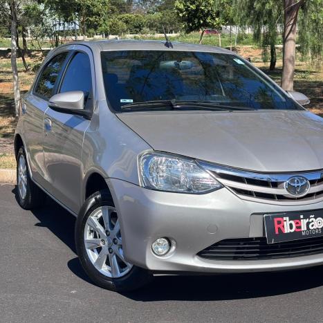 TOYOTA Etios Hatch 1.5 16V 4P FLEX XLS AUTOM�TICO, Foto 3