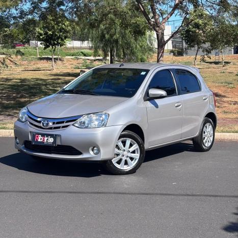 TOYOTA Etios Hatch 1.5 16V 4P FLEX XLS AUTOM�TICO, Foto 4
