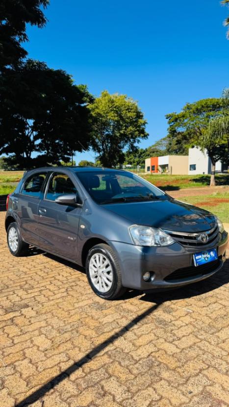 TOYOTA Etios Hatch 1.5 16V 4P FLEX XLS, Foto 1