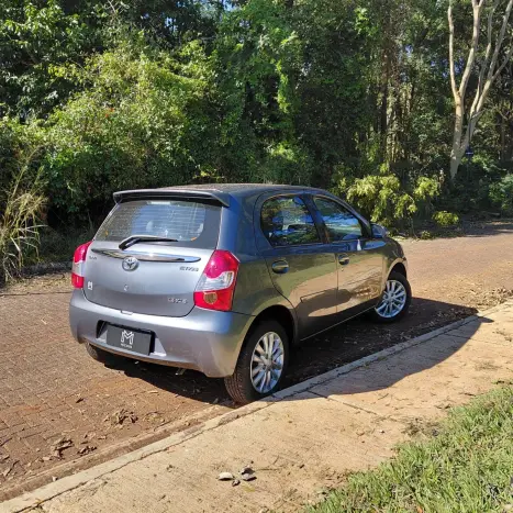 TOYOTA Etios Hatch 1.5 16V 4P FLEX L, Foto 5