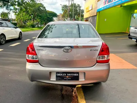 TOYOTA Etios Sedan 1.5 16V 4P FLEX XLS AUTOM�TICO, Foto 6
