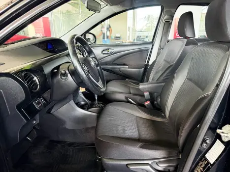 TOYOTA Etios Sedan 1.5 16V 4P FLEX XS AUTOM�TICO, Foto 4