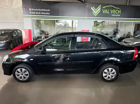TOYOTA Etios Sedan 1.5 16V 4P FLEX XS AUTOM�TICO, Foto 14