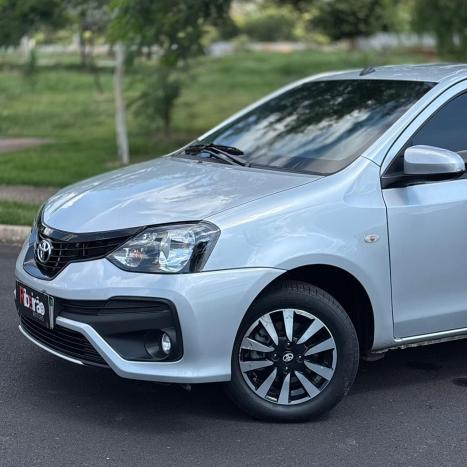 TOYOTA Etios Sedan 1.5 16V 4P FLEX X AUTOM�TICO, Foto 2