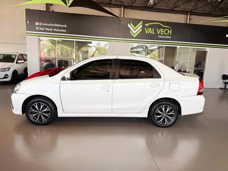TOYOTA Etios Sedan 1.5 16V 4P FLEX PLATINUM AUTOM�TICO, Foto 13