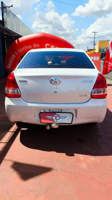 TOYOTA Etios Sedan 1.5 16V 4P FLEX XS AUTOMÁTICO, Foto 8