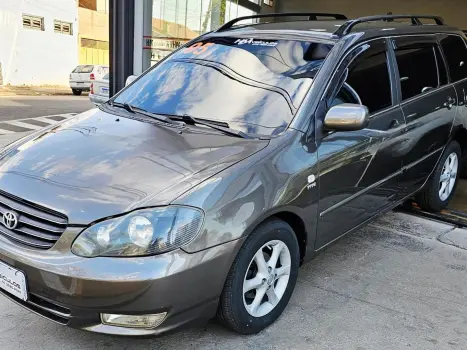 TOYOTA Fielder 1.8 16V 4P, Foto 2