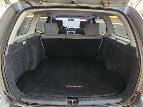 TOYOTA Fielder 1.8 16V 4P, Foto 15