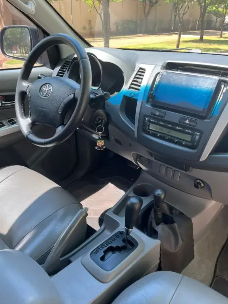 TOYOTA Hilux , Foto 10