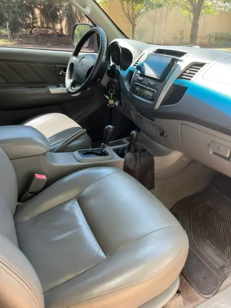 TOYOTA Hilux , Foto 13