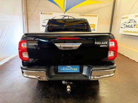 TOYOTA Hilux Caminhonete 2.7 16V 4P SRV FLEX 4X4  CABINE DUPLA AUTOM�TICO, Foto 16