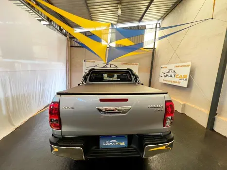 TOYOTA Hilux Caminhonete 2.8 16V SRV 4X4 DIESEL CABINE DUPLA AUTOM�TICO, Foto 11