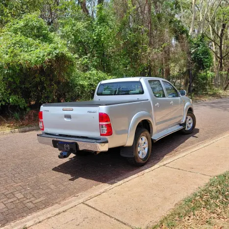 TOYOTA Hilux Caminhonete 2.7 16V 4P SR CABINE DUPLA, Foto 6