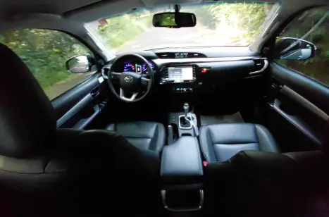 TOYOTA Hilux Caminhonete 2.7 16V 4P SRV CABINE DUPLA, Foto 8